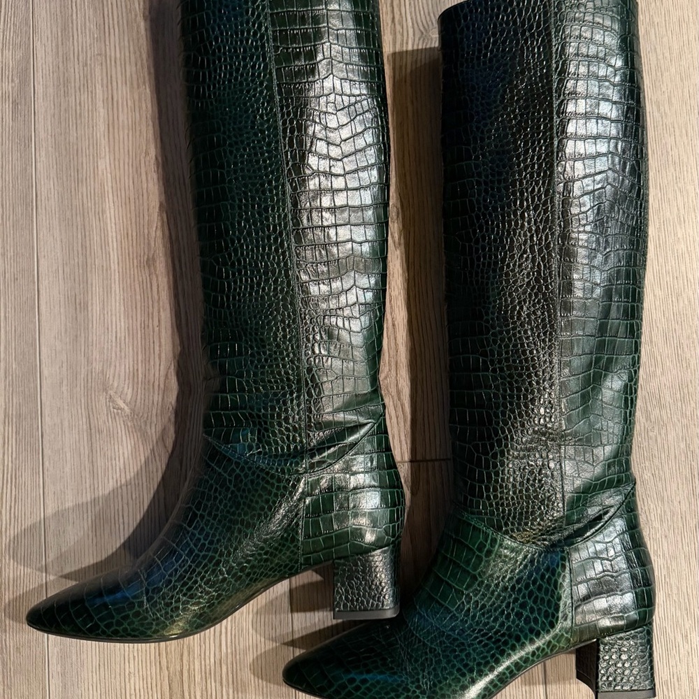 Women's Knee-High Croc-Embossed Leather Boots - Dark Green